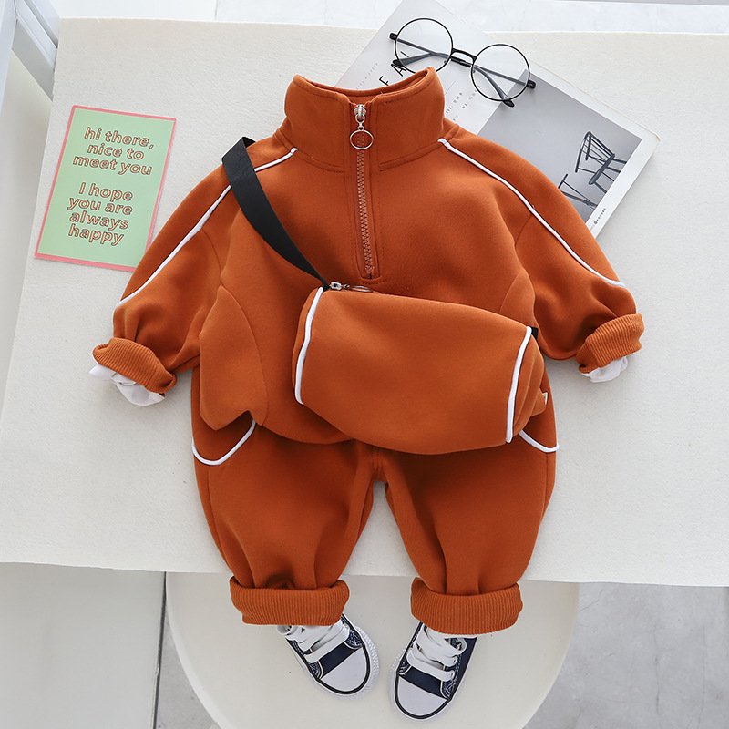 Boys’ Crossbody Bag Outfit – Two-Piece Sports Set (3–5Y) - Image 2