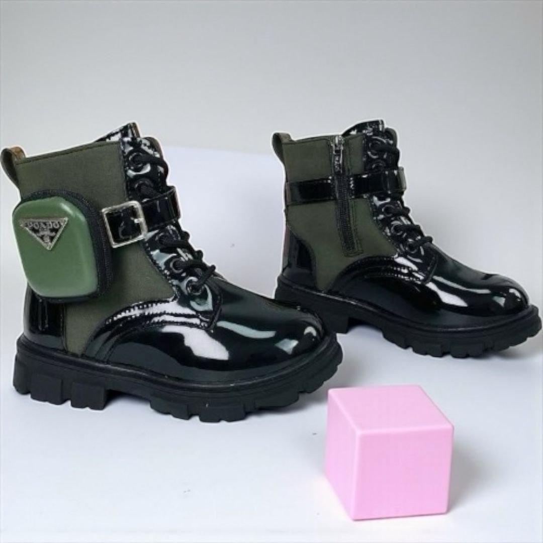 Girls’ Stylish Ankle Boots (size 21)