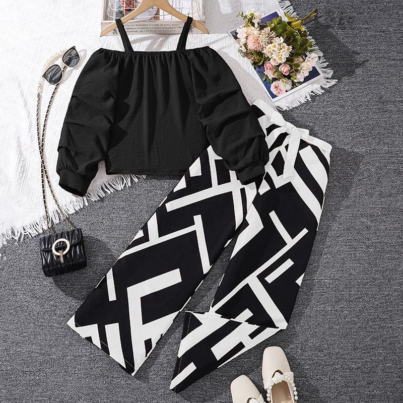 Girls’ Two-Piece Outfit – Off-Shoulder Set (7–10Y) - Image 2