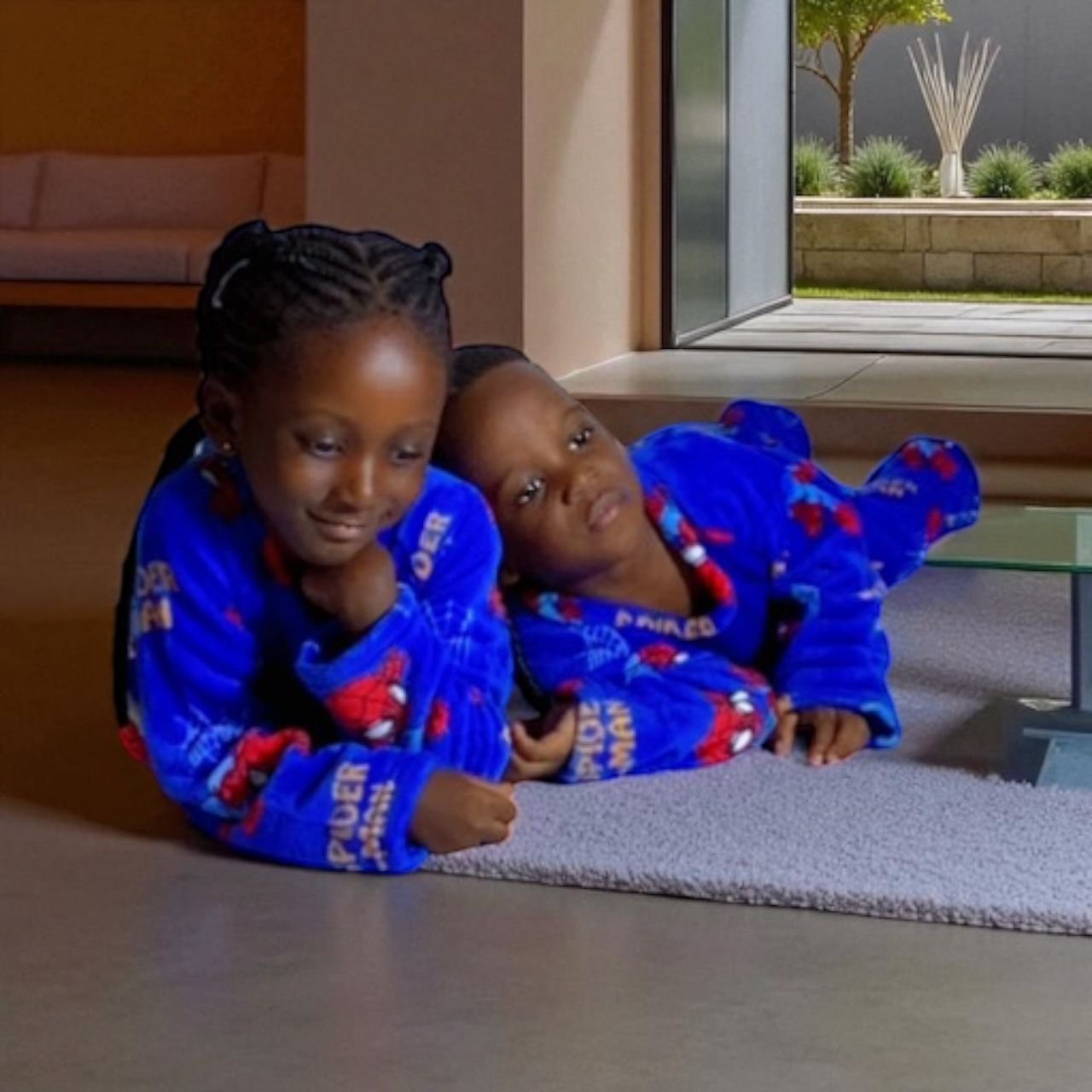 Kids’ Flannel Pajama Set – Coral Fleece (4–8Y) - Image 2