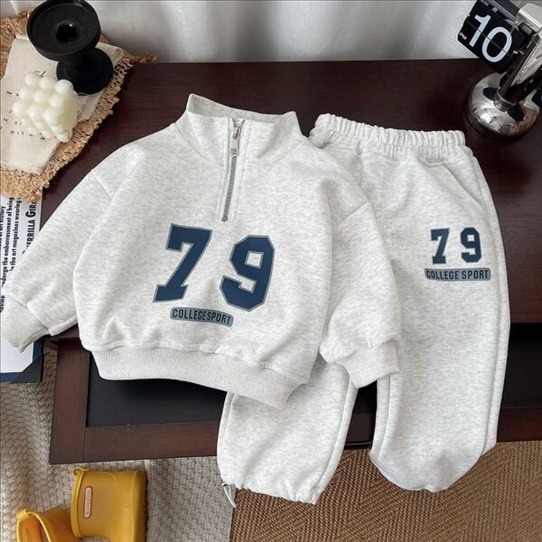 Boys’ Letter Print Outfit – Sweatshirt & Pants (1–6Y)