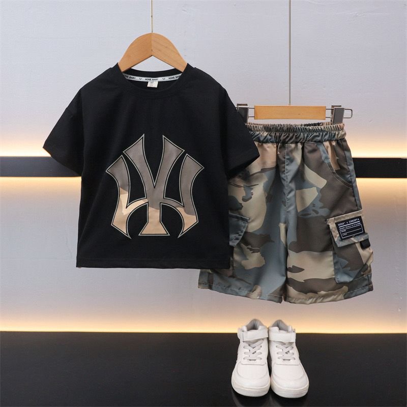 Boys’ Camo Outfit – Short-Sleeve Top & Shorts (6–9Y) - Image 2