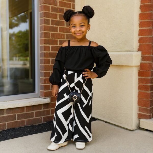 Girls’ Two-Piece Outfit – Off-Shoulder Set (7–10Y)