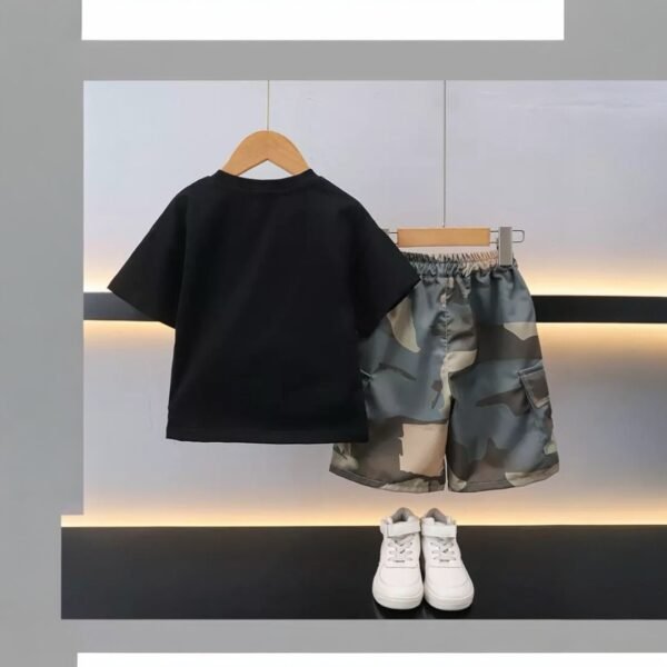 Boys’ Camo Outfit – Short-Sleeve Top & Shorts (6–9Y) - Image 3