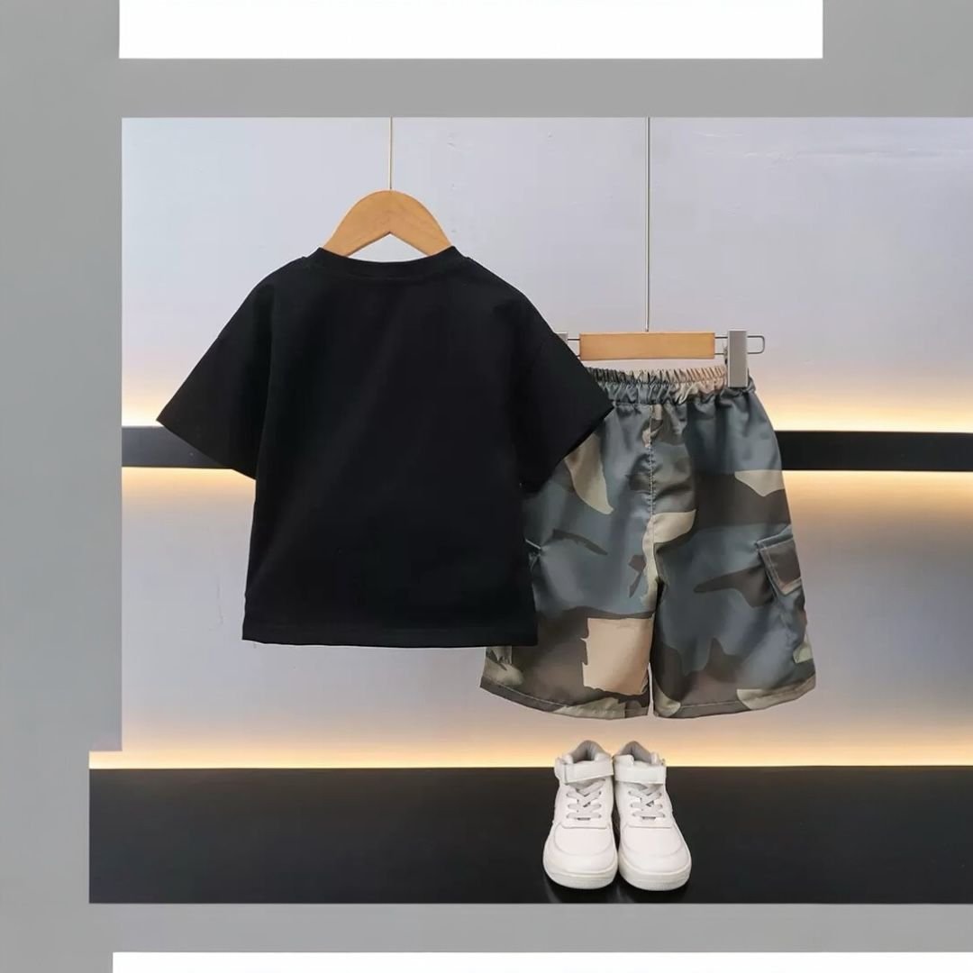Boys’ Camo Outfit – Short-Sleeve Top & Shorts (6–9Y) - Image 3