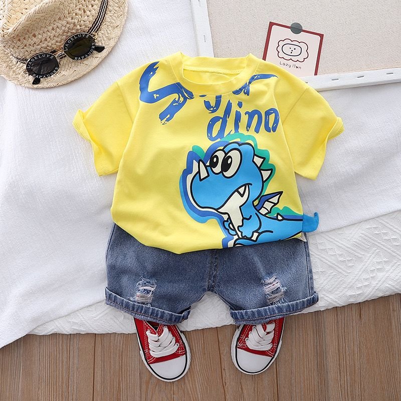 Boys’ Dinosaur Outfit – T-Shirt & Denim Shorts (2–5Y)